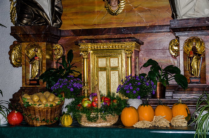 thanksgiving, thanksgiving altar, church, food, october, mill creek, harvest