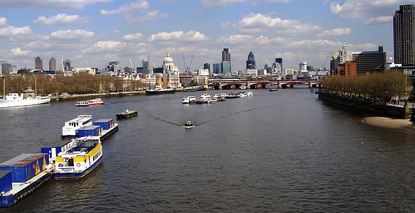 London, Temza, Anglija, St pauls cathedral, reka Temza, pogled, scensko čolni