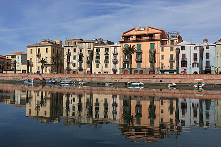 Italien, Sardinien, Bosa, floden, reflektioner, vatten, reflektion