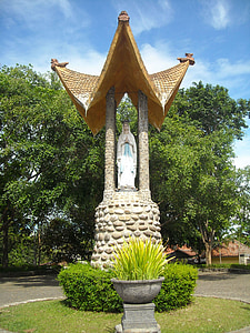 szobrászat, Maria, templom, katolikus, Kediri, indonéz