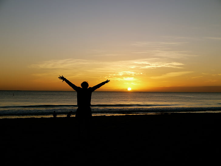 praia, pôr do sol, homem, pessoa, feliz