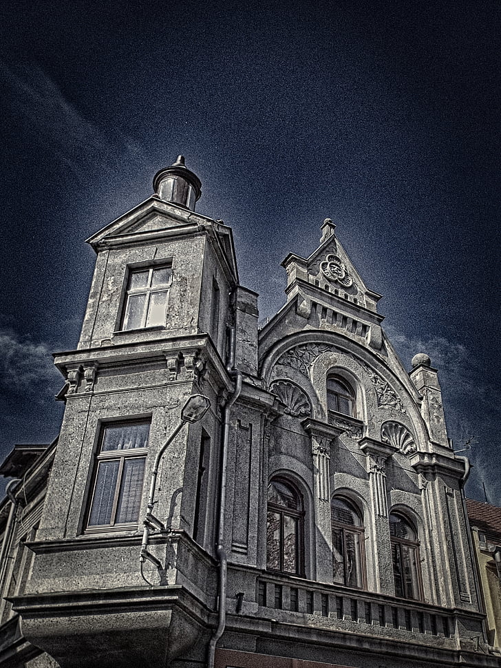 sötét, horror film, régi ház, város, Duchcov, építészet, templom