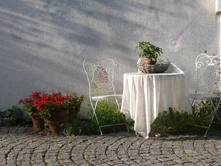tabula, krēsli, ārpus, balta, apdare, puķe