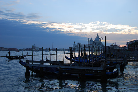Veneţia, Italia, Laguna, mare, gondola