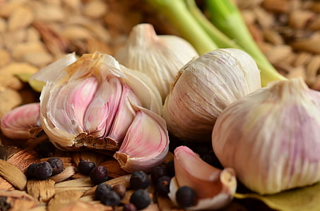 garlic, tubers, food, spice, herb, aromatic, healthy