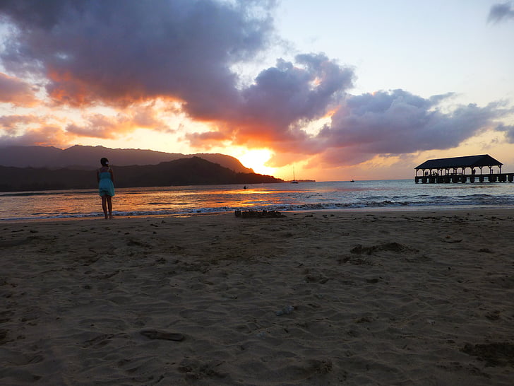 Kauai, Hawaii, strand, zand, zonsondergang, wolken, ondergaande zon