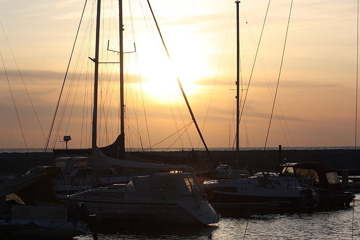 Порт, лодки, матрос, гавань Lubmin, вечернее солнце, мне?, Парус
