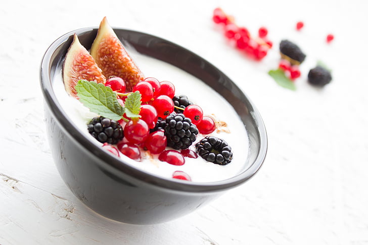 berries, bowl, cream, dessert, diet, fruits, healthy