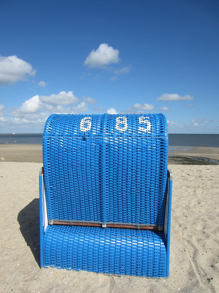 pludmale, zila, pludmales krēsls, mākoņi