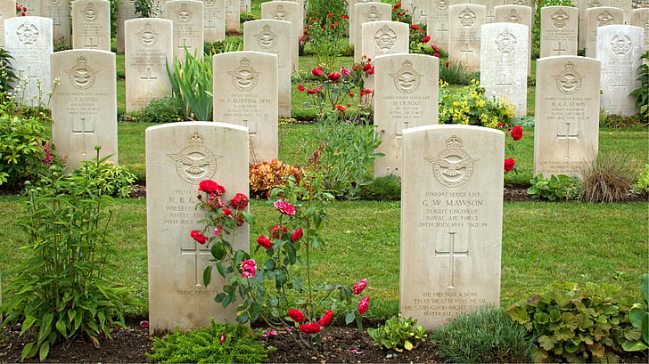 krigen, verdenskrig, minnesmerke, kirkegården, tro, sorg, minne