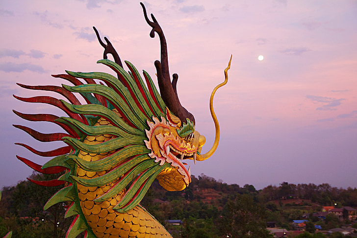 Wat huay pla kung, Chiang rai, Thailandia, Tempio, draghi, Asia, tramonto