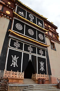 i provinsen yunnan, templet, tibetanska
