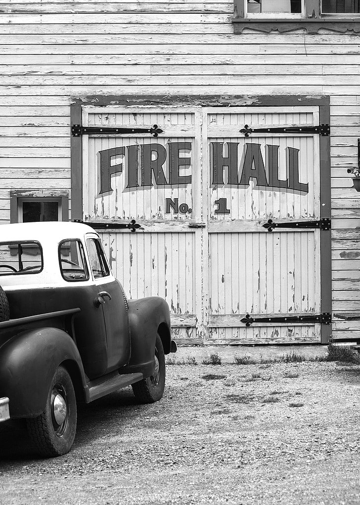 old, vintage, fire, hall, truck, car, vehicle