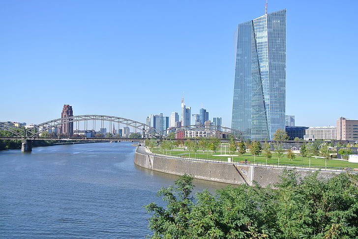 Frankfurt, linha do horizonte, BCE frankfurt