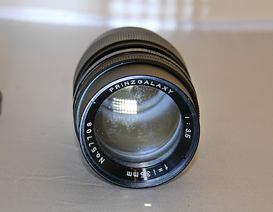 Zenit b, ročník-kamera, zrkadlovka