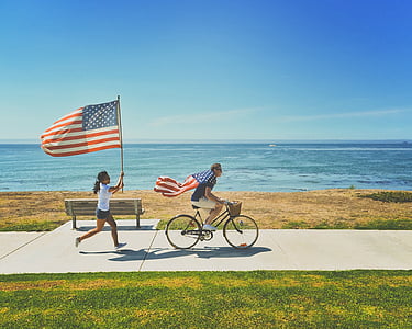 Αμερικανικές σημαίες, παραλία, πάγκος, ποδήλατο, ποδήλατο, Ακτή, τέταρτο του Ιουλίου
