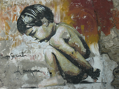 grafiti, mažas berniukas, Granada grafiti nuo