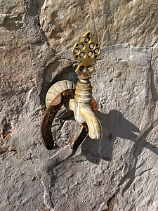 Crane, Horseshoe, detail, batu