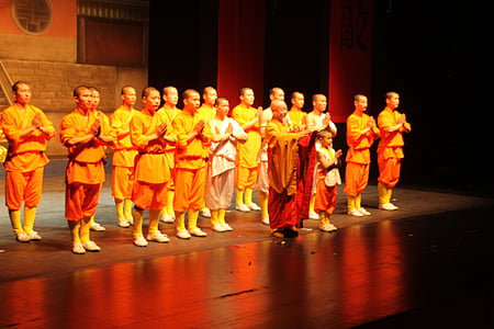 Shaolin, munkar, kampsport