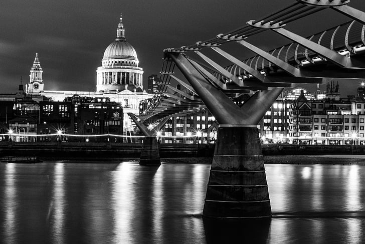 Pavla, London, Millenium bridge, Crkva, arhitektura, Christopher wren