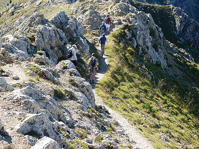 Turisti, Mountain, chodník, Kréta, Pešia turistika, Dovolenka, Alpy