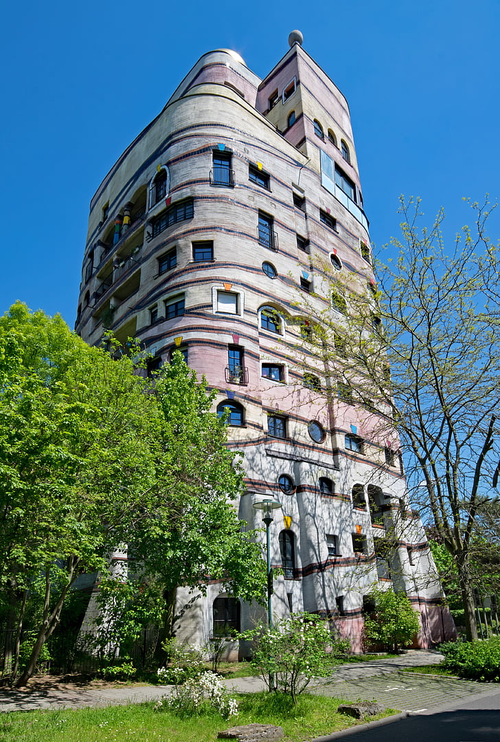 Metsä spiral, Hundertwasserhaus, Friedensreich Hundertwasserin, Art, arkkitehtuuri, Mielenkiintoiset kohteet:, rakennus