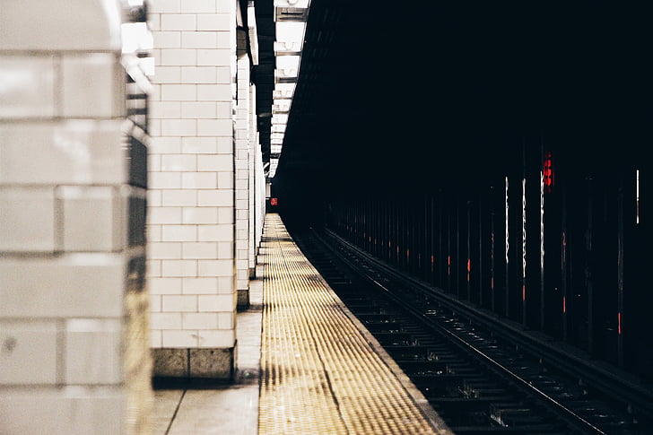 shallow, focus, photography, subway, train, station, transportation