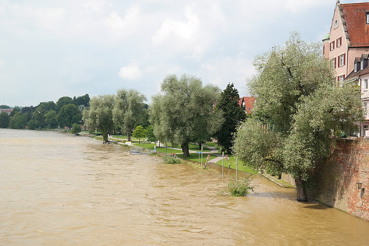 aukštas vandens, kelių, užrakintas, žalos, potvynių žalos, naikinimo, Dunojaus