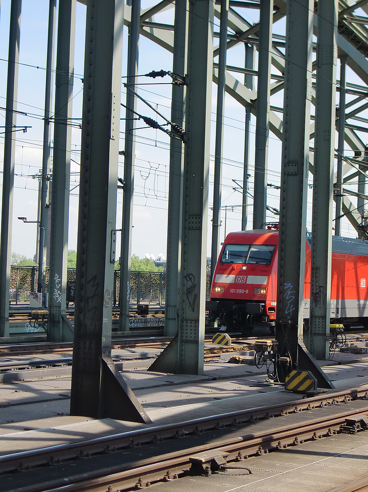 Köln, Railway, syntes, toget, køreledningen, Hohenzollern-broen, stålkonstruktion