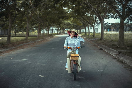 γυναίκα, μοτοποδήλατο, Ασία, όχημα, μεταφορές, πρόσωπο, χαμογελώντας