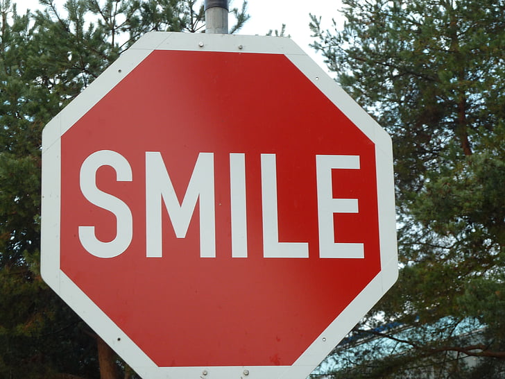 Lächeln, Schild, Stop-Schild, Straßenschild, FIB, Erfindung, Verkehrszeichen