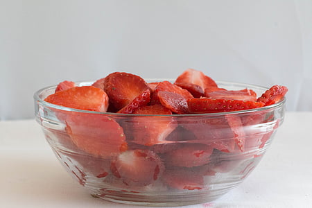 Erdbeeren, Schale mit Erdbeeren, Küche, rot, Obst, Essen, Geschmack