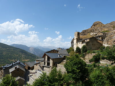 lidé, Katalánské Pyreneje burg, Pallars sobirà, Zvonice, krajina