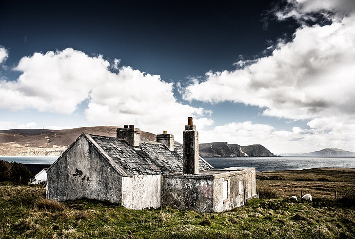 hytte, ruin, Irland, huset ved havet, skyer, landskab, gamle