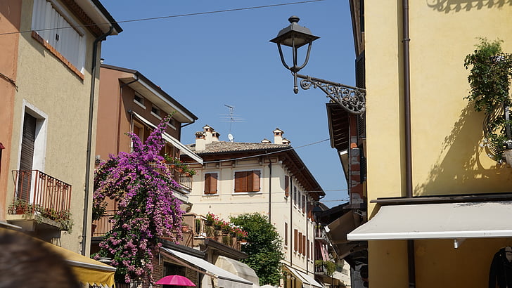 Bardolino, Garda, arkitektur, Italien, historiskt sett, lampan, gamla stan