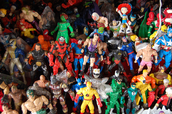 naudotų žaislų, plastikas, blusų turgus, antikvariniai, skaičiai, vaikai, Betmenas