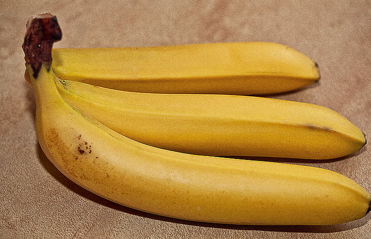 bananas, frutas, frutas do Sul, amarela banana, três bananas, maduras, comida