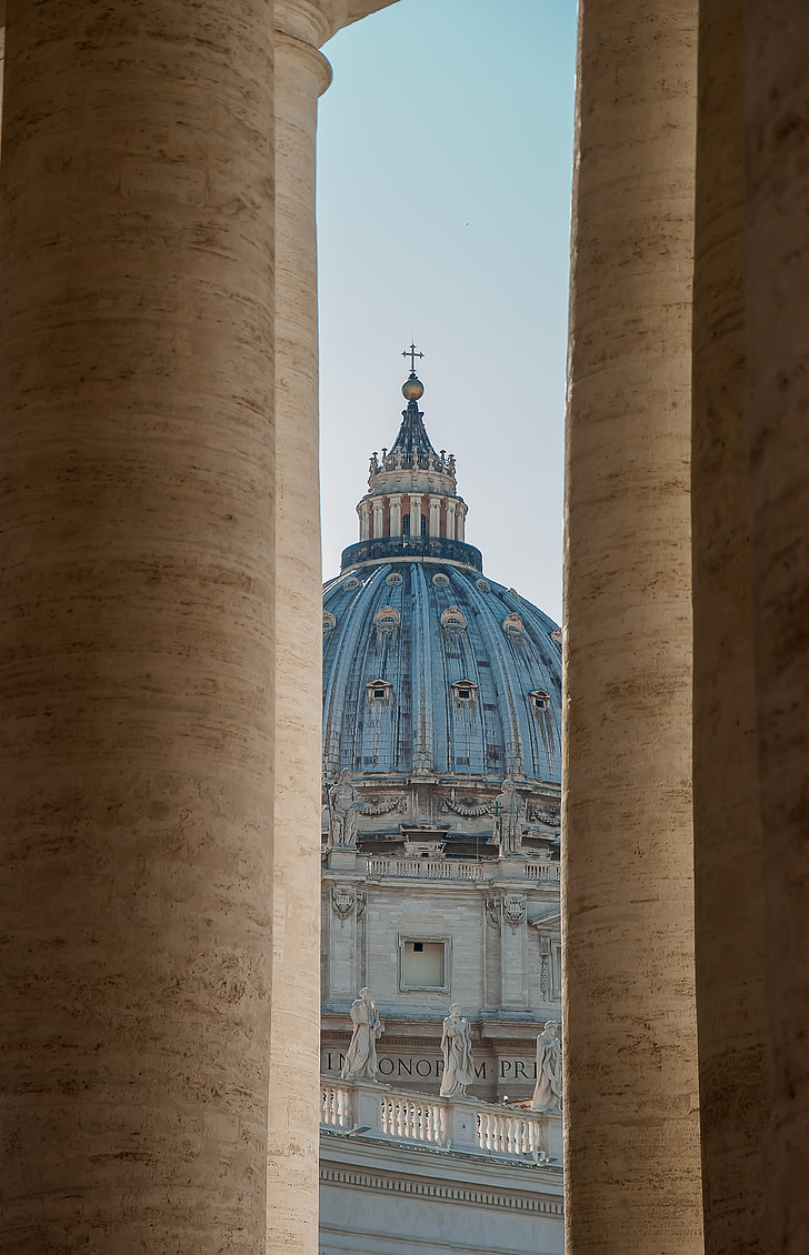 Roma, Vatikanas, stulpeliai, kupolas, katedra, bazilika