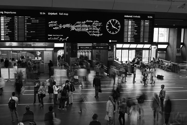 Architektūra, traukinių stotis, kelionės, transportas, BW, judesio, keliautojas