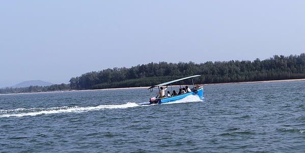 speed boat, sea, indian ocean, india