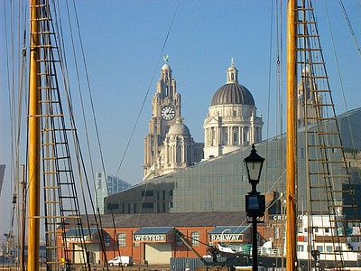 Liverpool, Anglija, Velika Britanija, nebo, oblaki, stavb, pristanišča