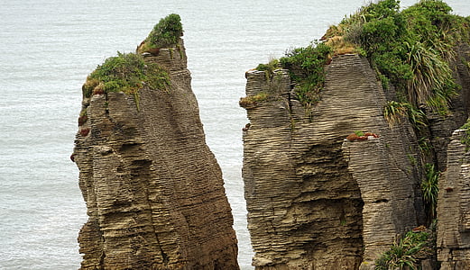 палачинка скали, Нова Зеландия, Западния бряг, Южен остров, Клиф, природата, вода