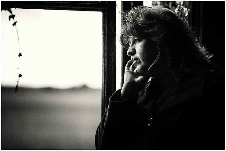 solitude, loneliness, woman, portrait, black and white, thoughtful, sadness