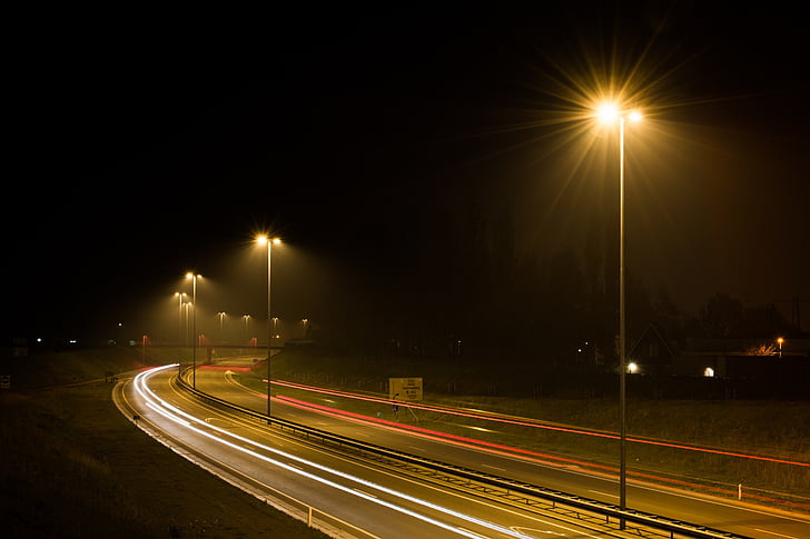 foto, iluminado, estrada, Postar, asfalto, tráfego rodoviário, à noite