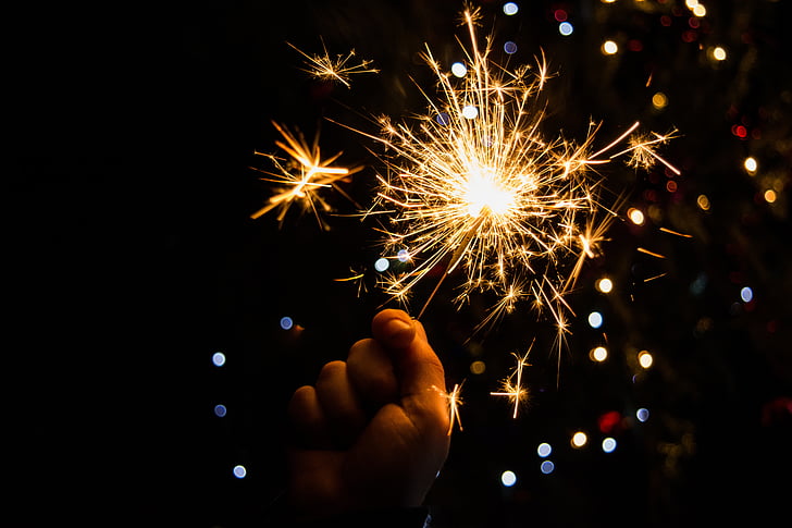 effulgence, sparkler, christmas, celebration, firework - Man Made Object, fire - Natural Phenomenon, night