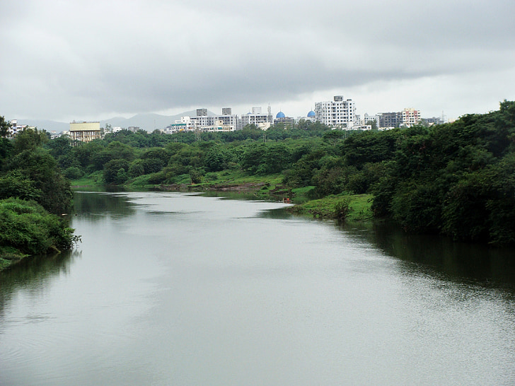 river, mutha river, pune river, pune city, river in india, river in city