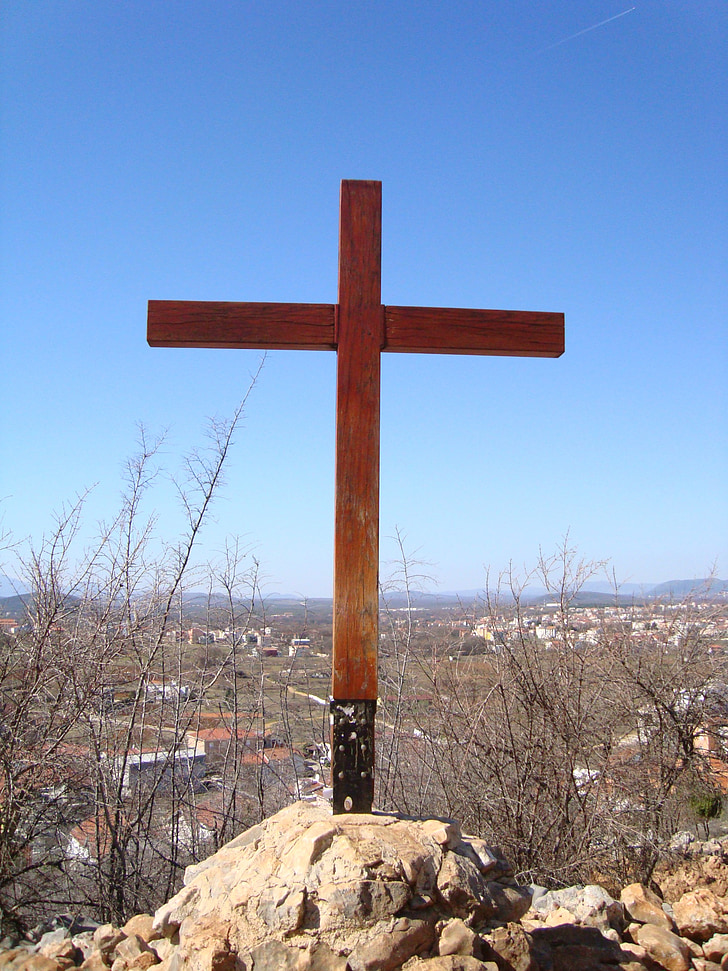 Σταυρός, Παναγία του Μετζουγκόριε, ο Χριστιανισμός