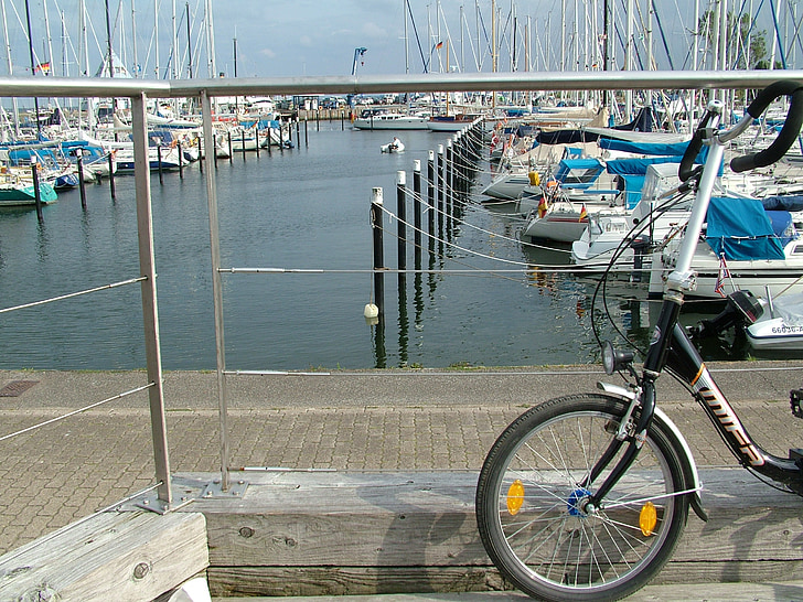 Puerto, Mar Báltico, bicicleta, mar, agua, barcos de vela, pesca