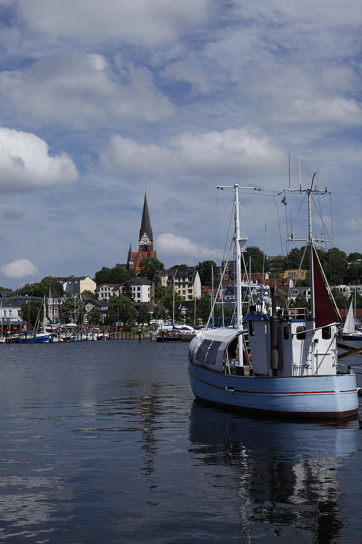 Flensburg, přístav, St jürgen, voda, lodě, Fjord, kostel
