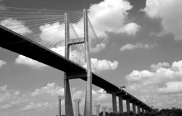 rozpätie mosta, Most, čierna a biela, Savannah, Gruzínsko, USA, rieka
